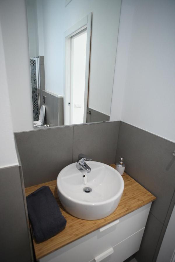 Boutique Home Duomo E Universita Bocconi 밀라노 외부 사진